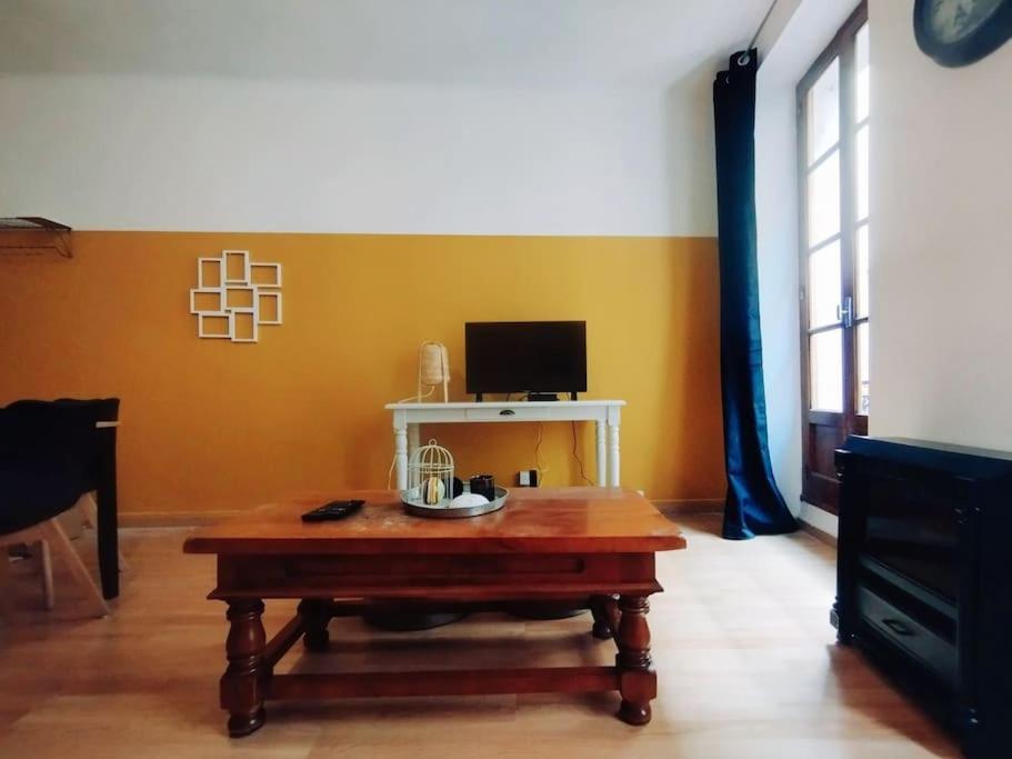 Appartement En Plein Centre. Carpentras Exteriér fotografie
